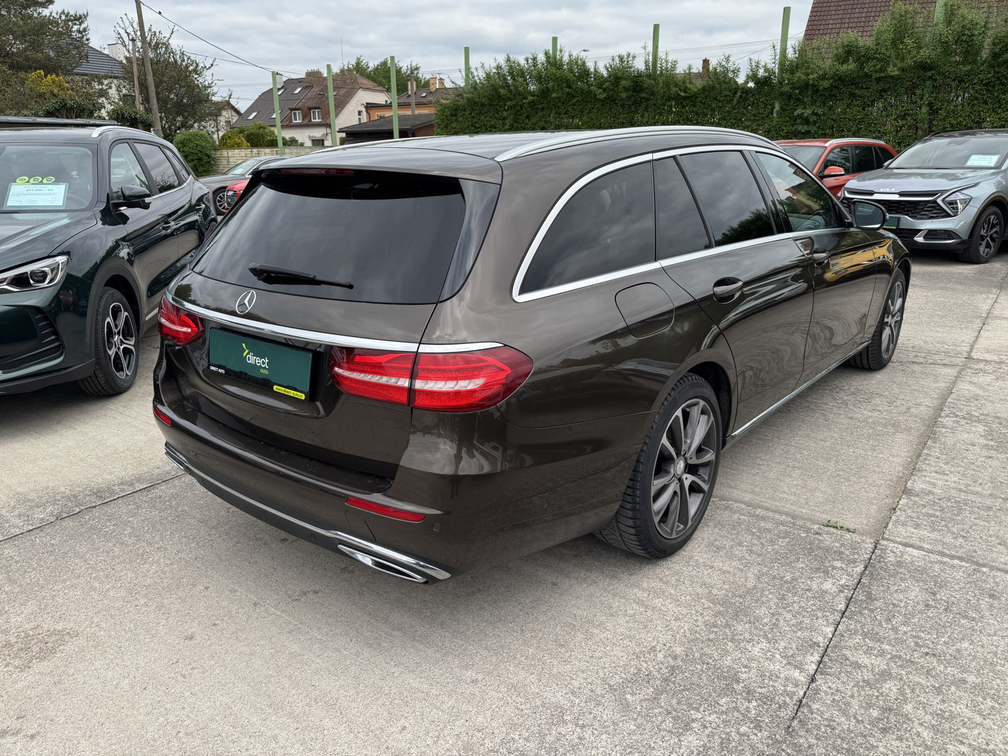 Mercedes-Benz Třídy E 2.0 CDi 143 kW