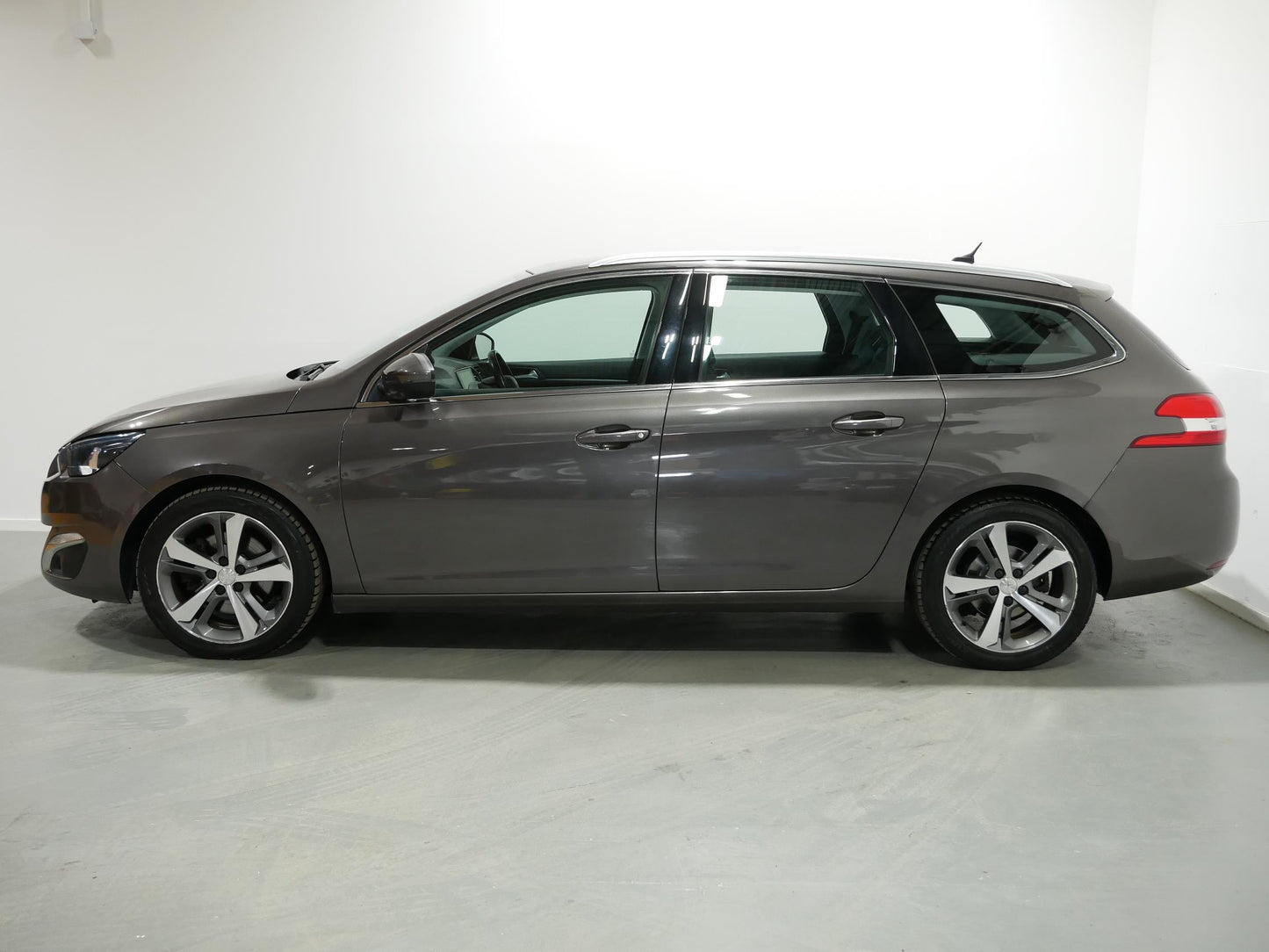 Peugeot 308 2.0 HDI 110 kW Allure