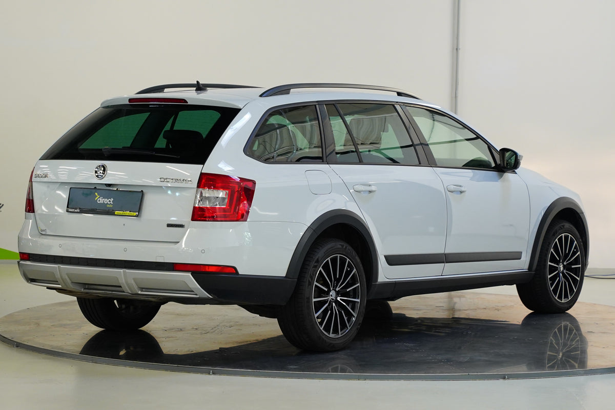 Škoda Octavia 2.0 TDI 135 kW Scout 4x4 – foto 2
