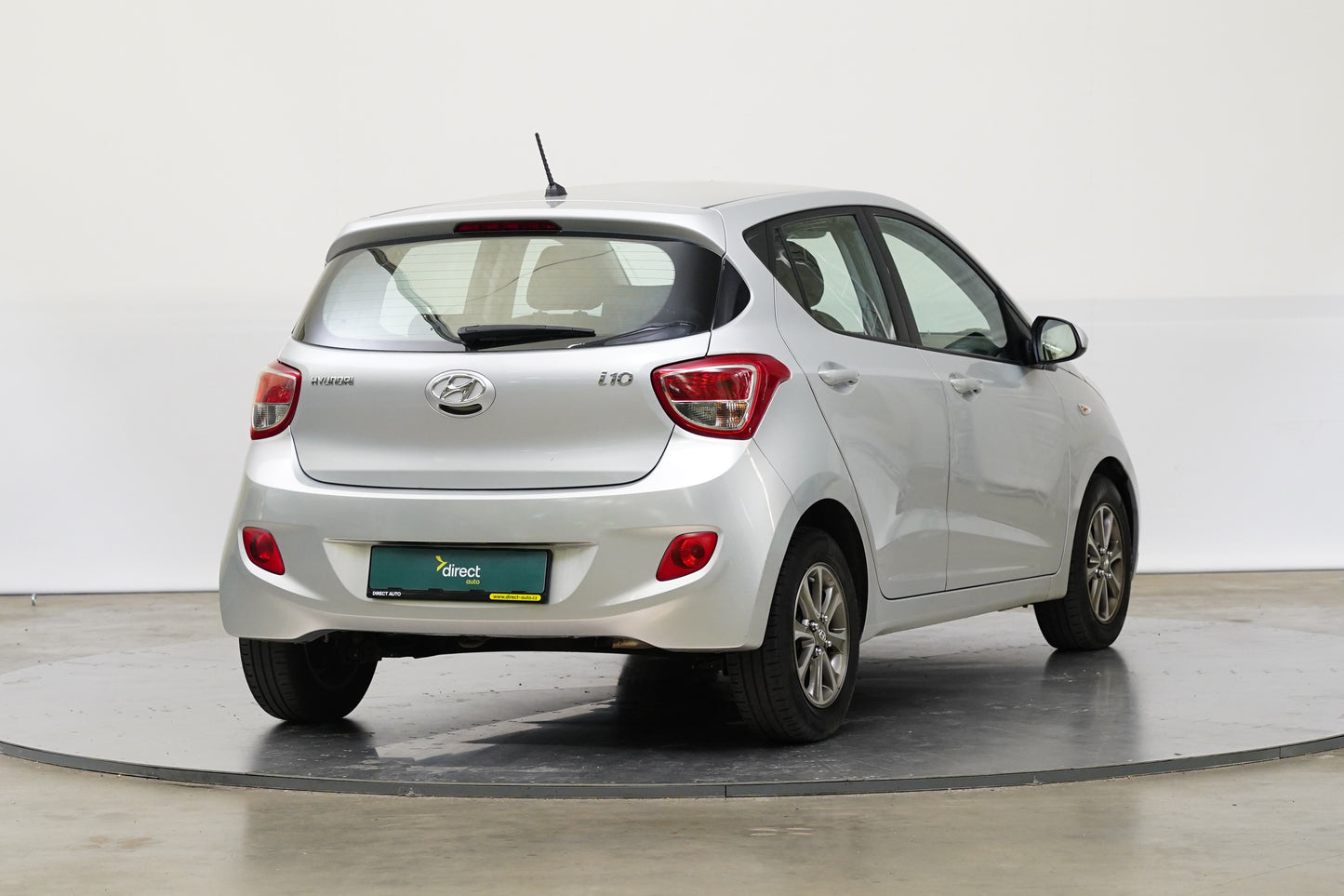 Hyundai i10 1.0i 49 kW