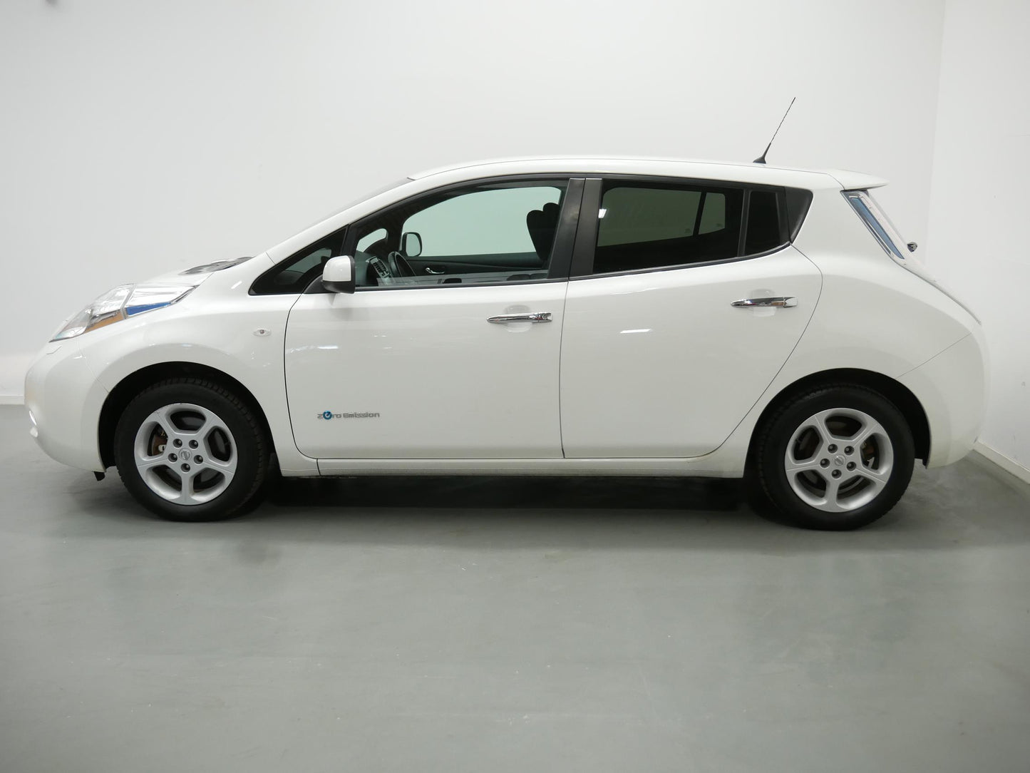 Nissan LEAF 80 kW Acenta 30 KWH