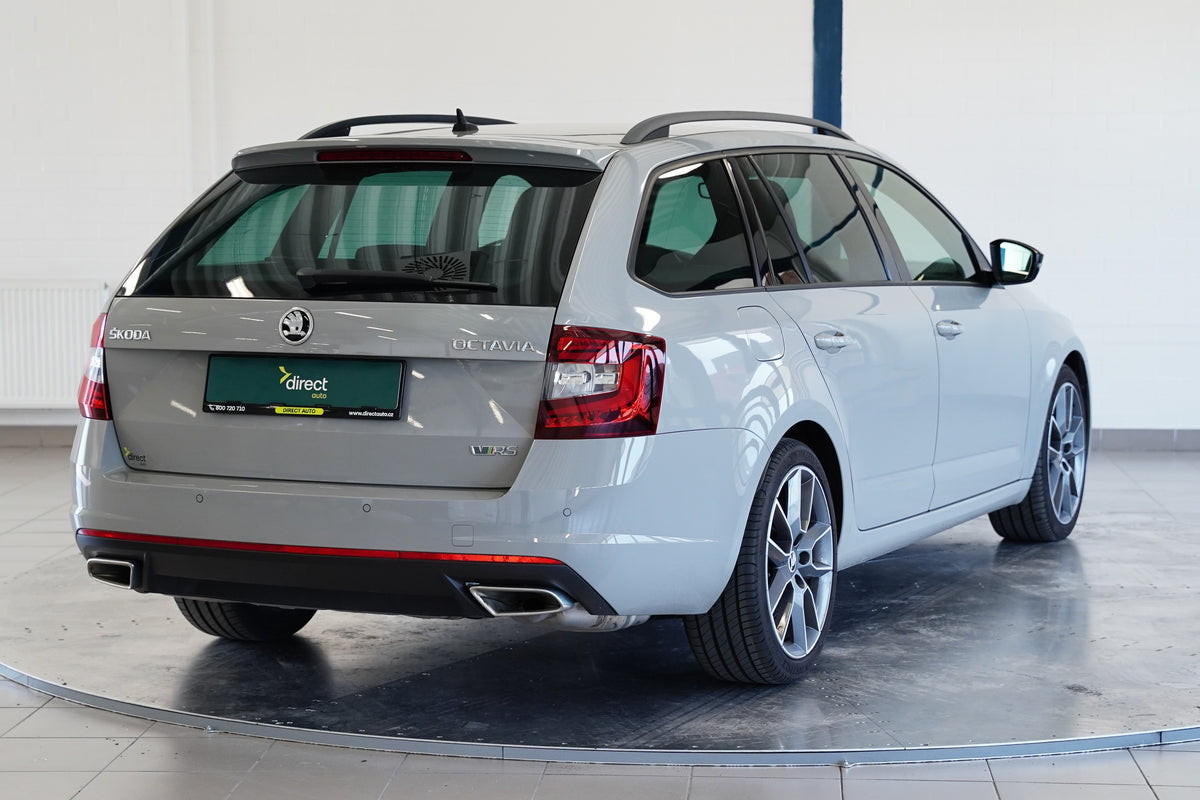 Škoda Octavia 2.0 TSI 180 kW RS – foto 2