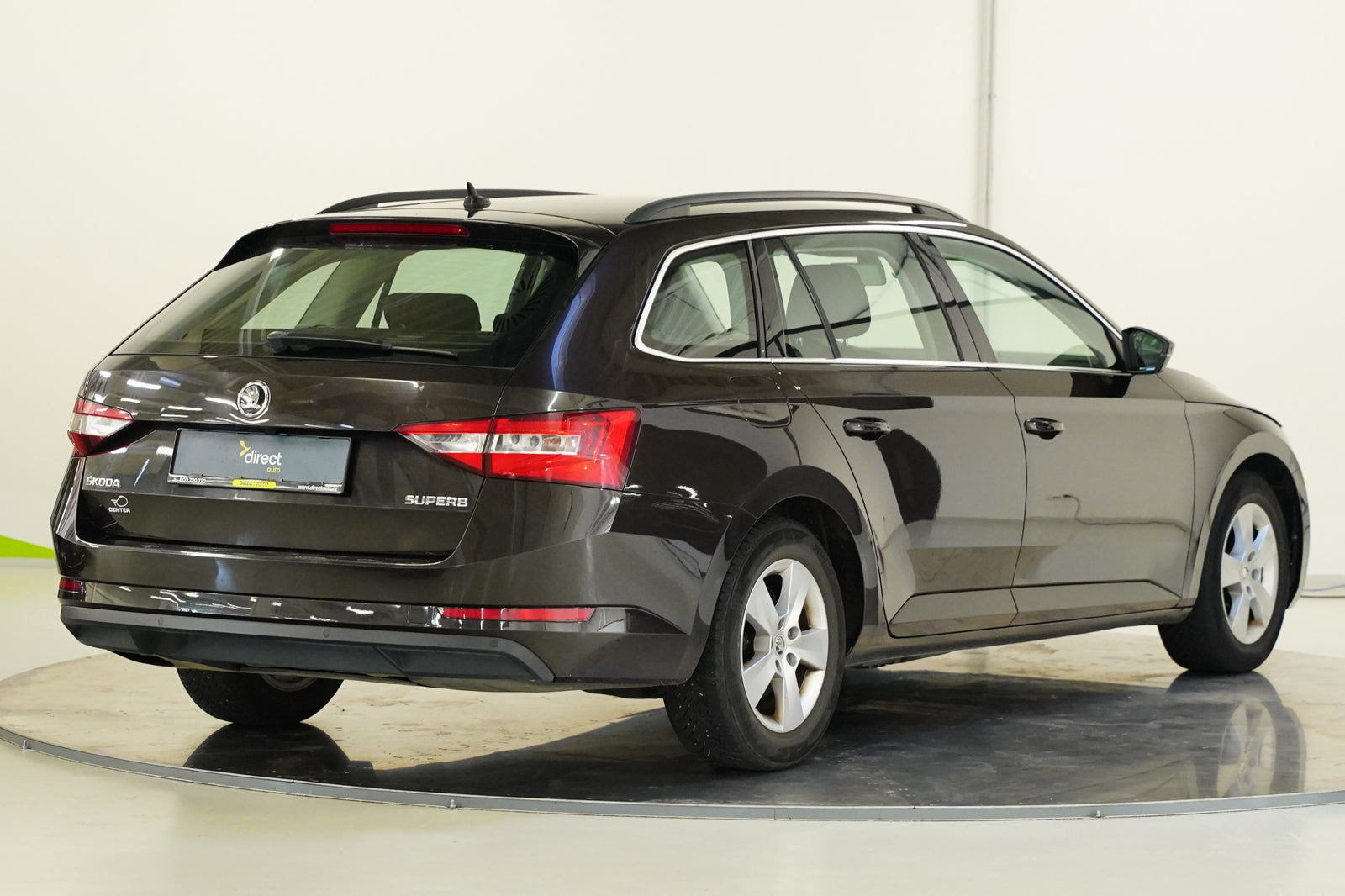 Škoda Superb 1.6 TDI 88 kW DSG Ambition – foto 2
