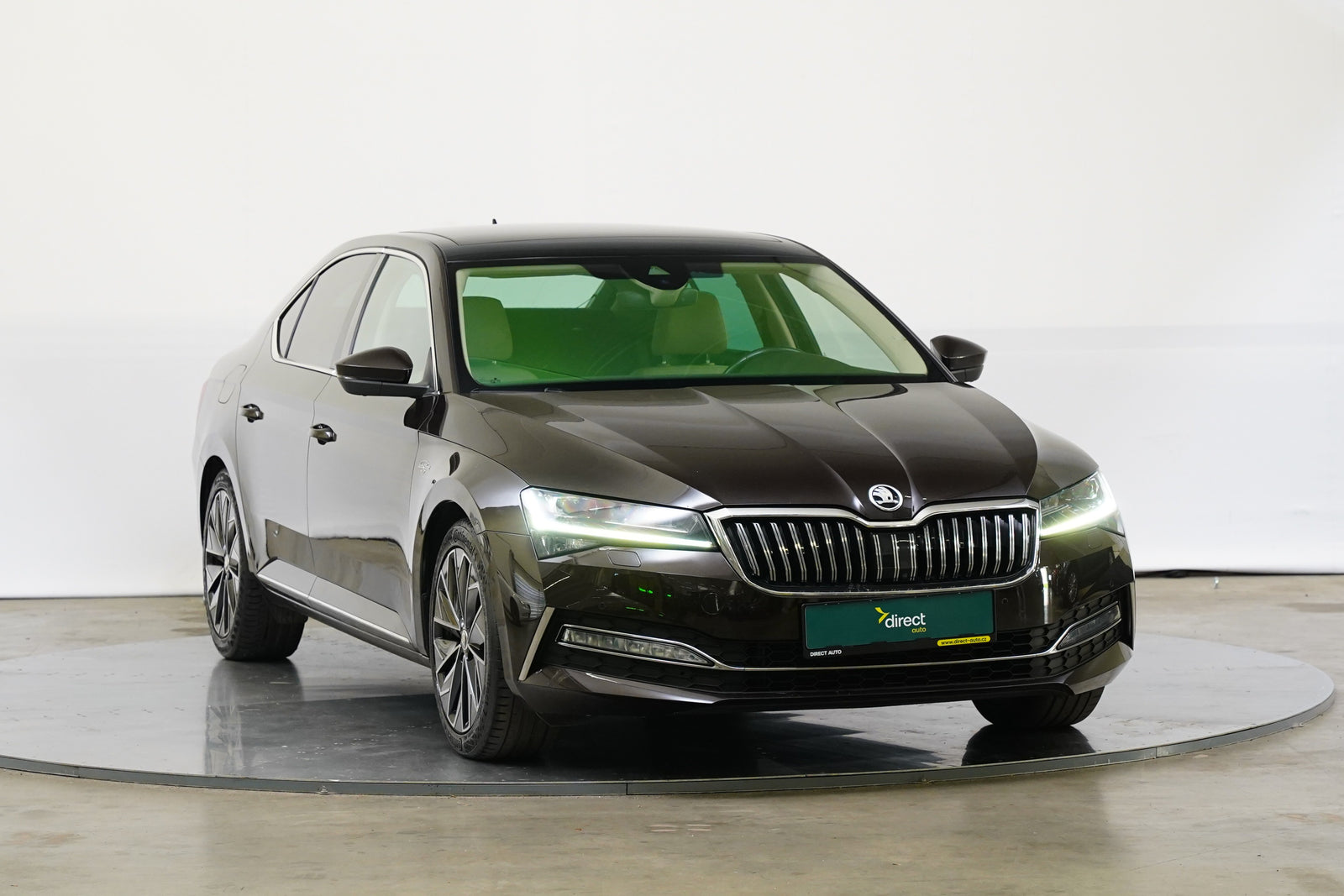 Škoda Superb 2.0 TDI 147 kW – foto 2