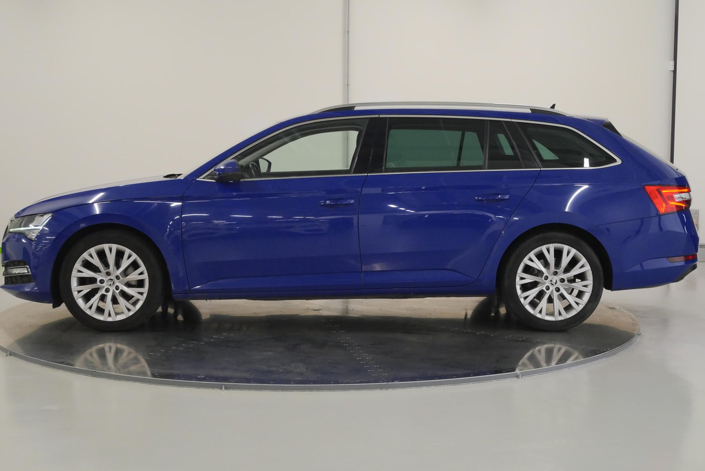 Škoda Superb 2.0 TDI 110 kW Style