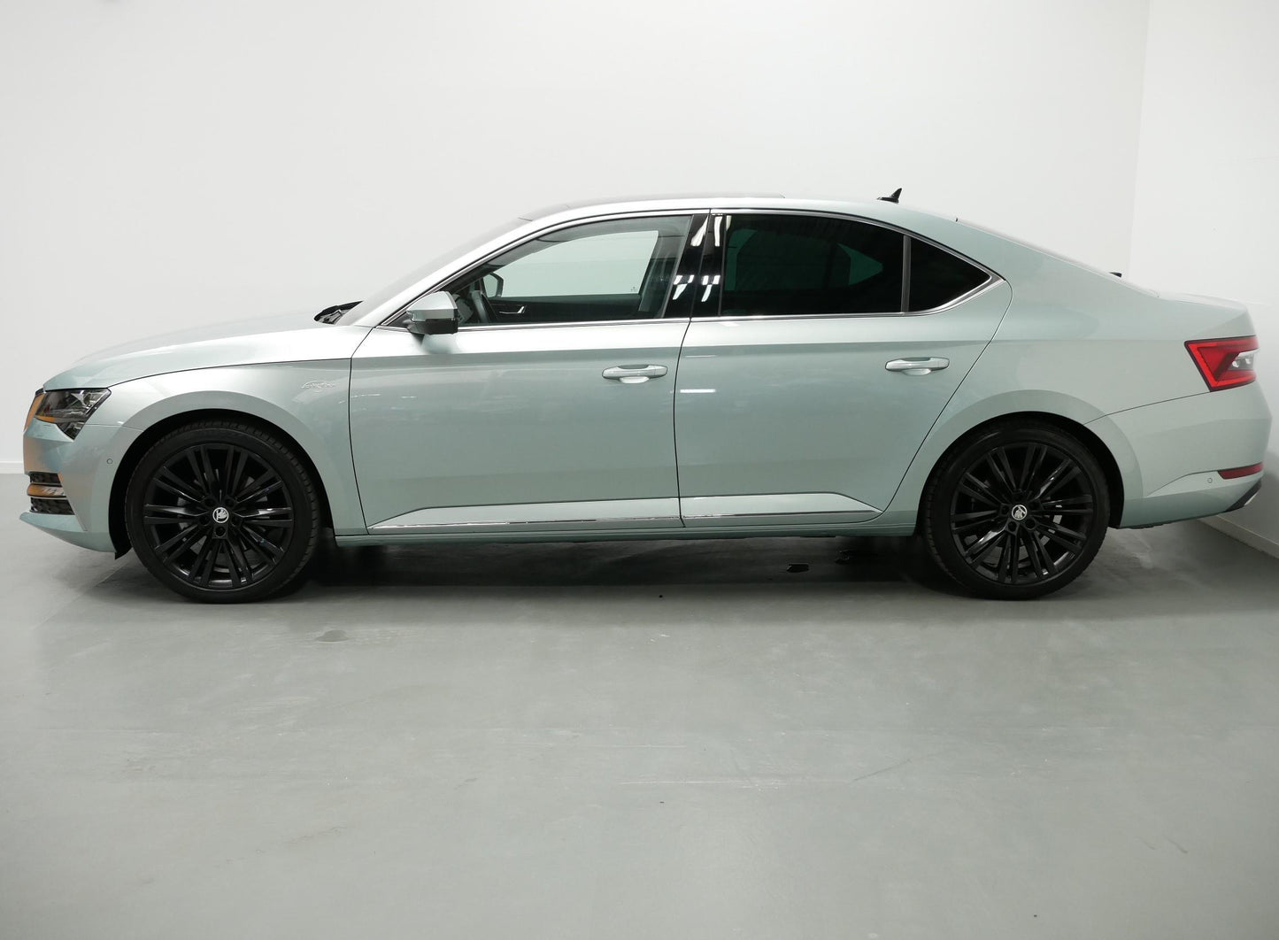 Škoda Superb 2.0 TDI 147kW L&K