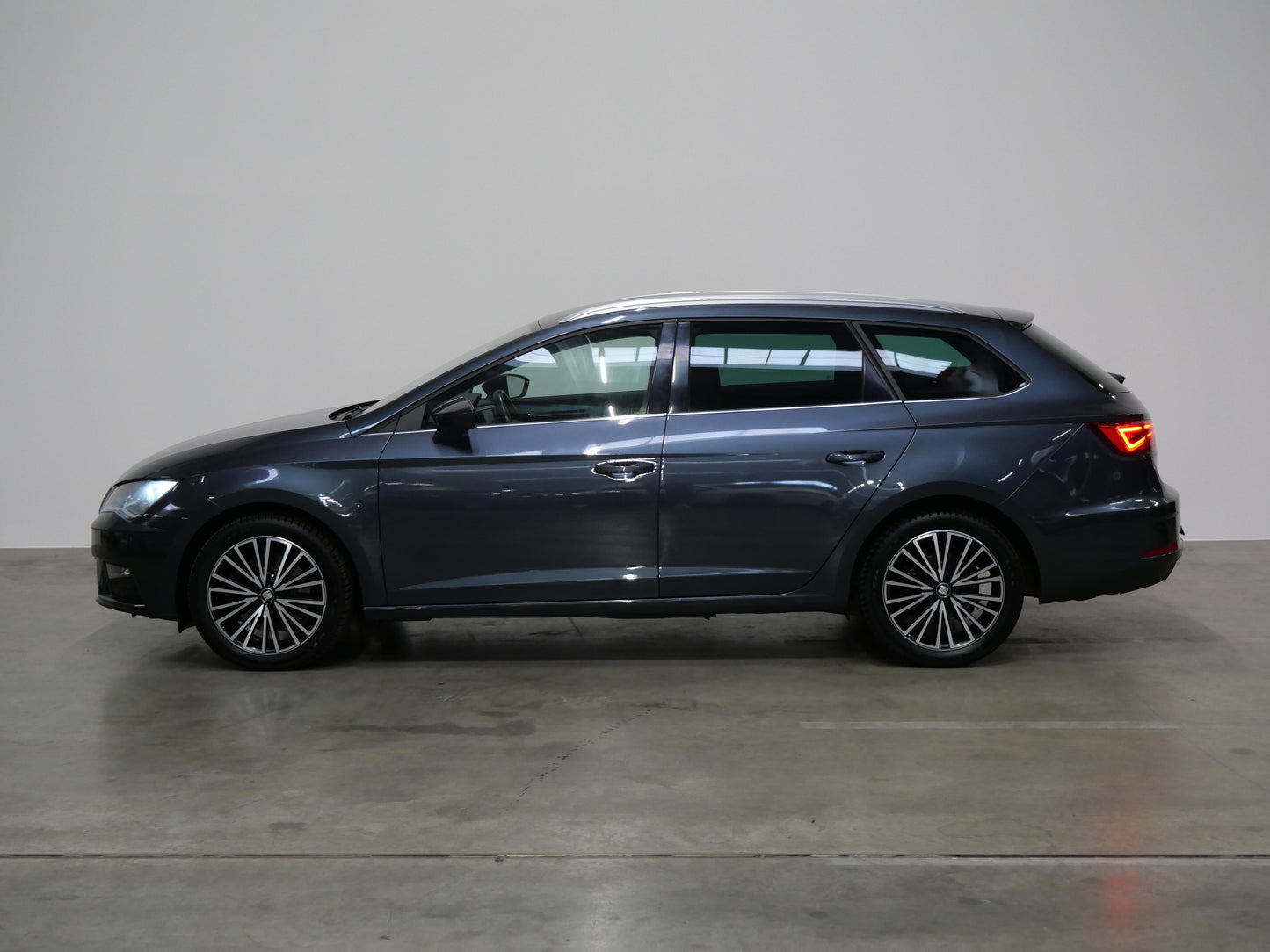 Seat Leon 2.0 TSI 140 kW Xcellence