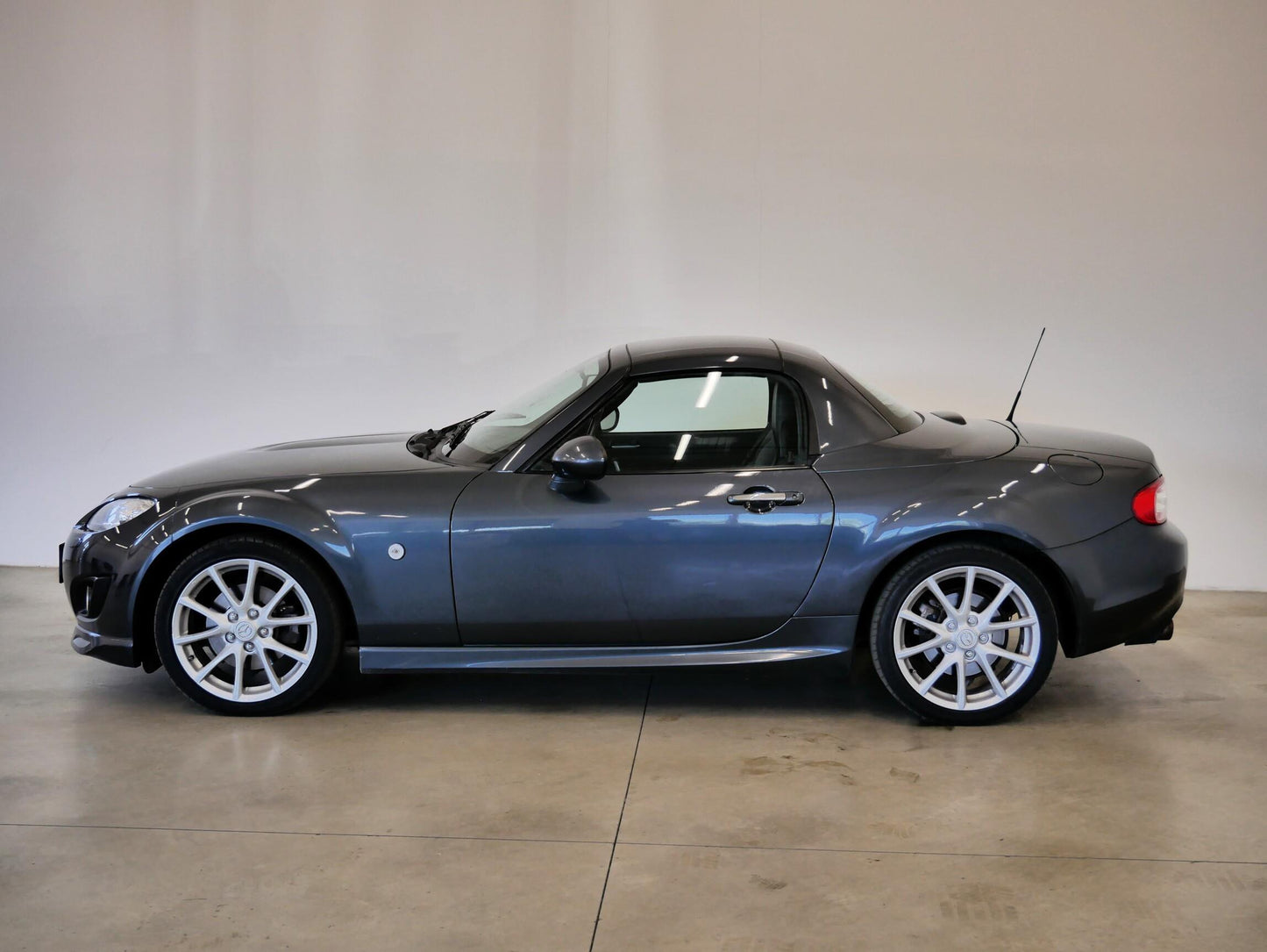 Mazda MX-5 2.0 i 118 kW Revolution