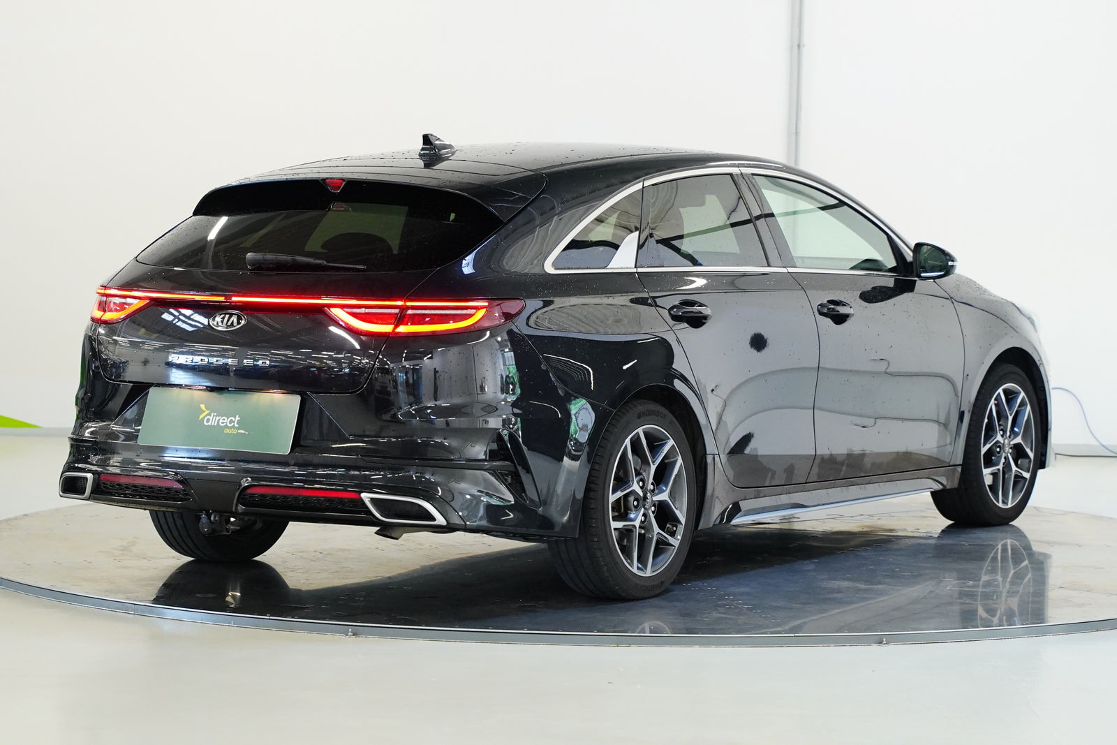 Kia ProCeed 1.4 TGDI 103 kW GT Line – foto 1