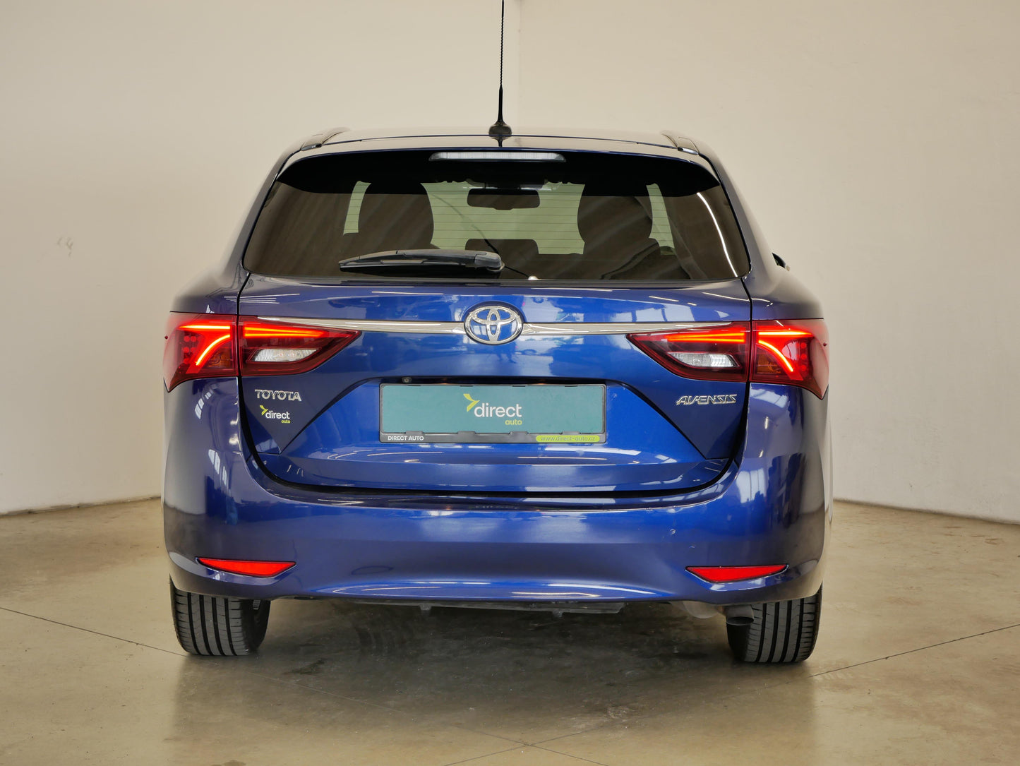 Toyota Avensis 1.6 82 kW Business
