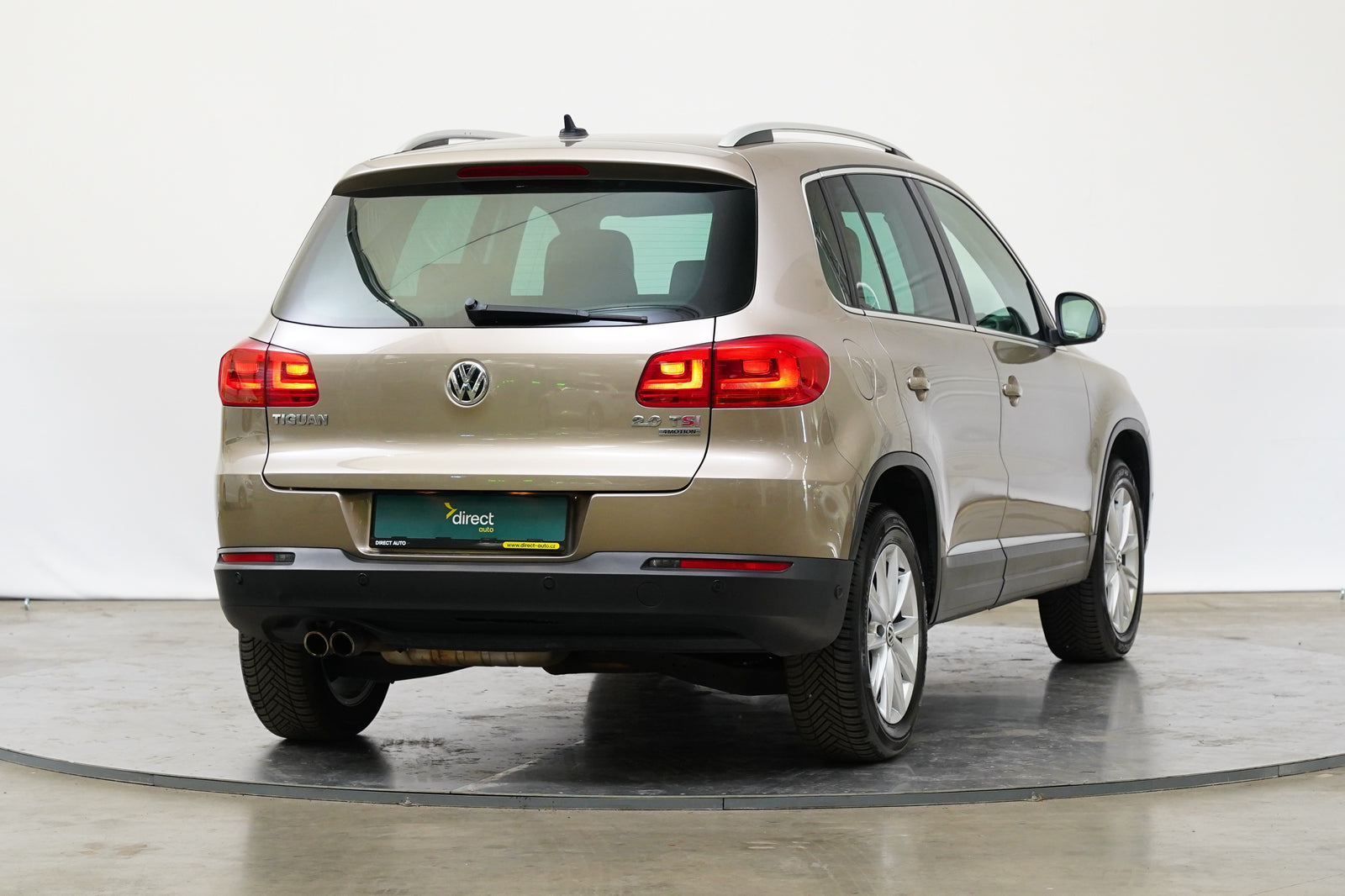 Volkswagen Tiguan 2.0 TSI 155 kW DSG 4x4 Sport – foto 2