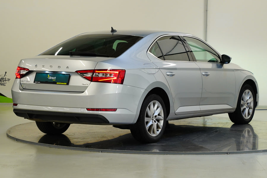 Škoda Superb 2.0 TDI 147 kW DSG 4x4 Style+ – foto 2