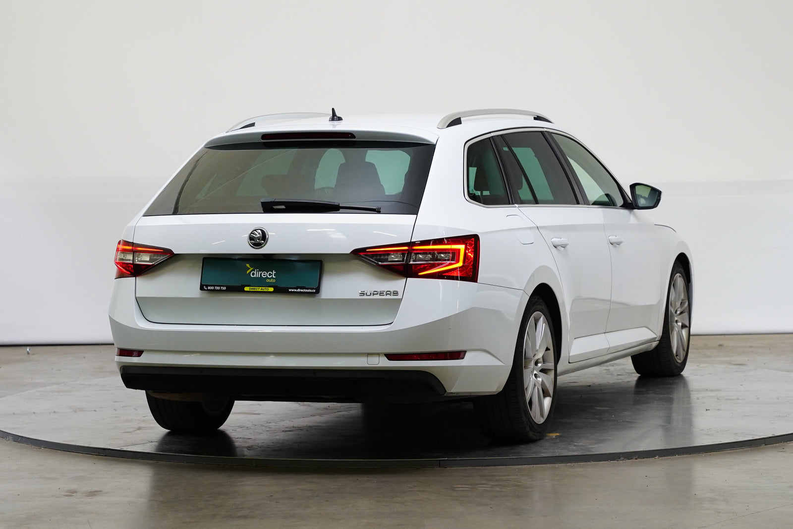 Škoda Superb 1.8 TSI 132 kW Style – foto 2