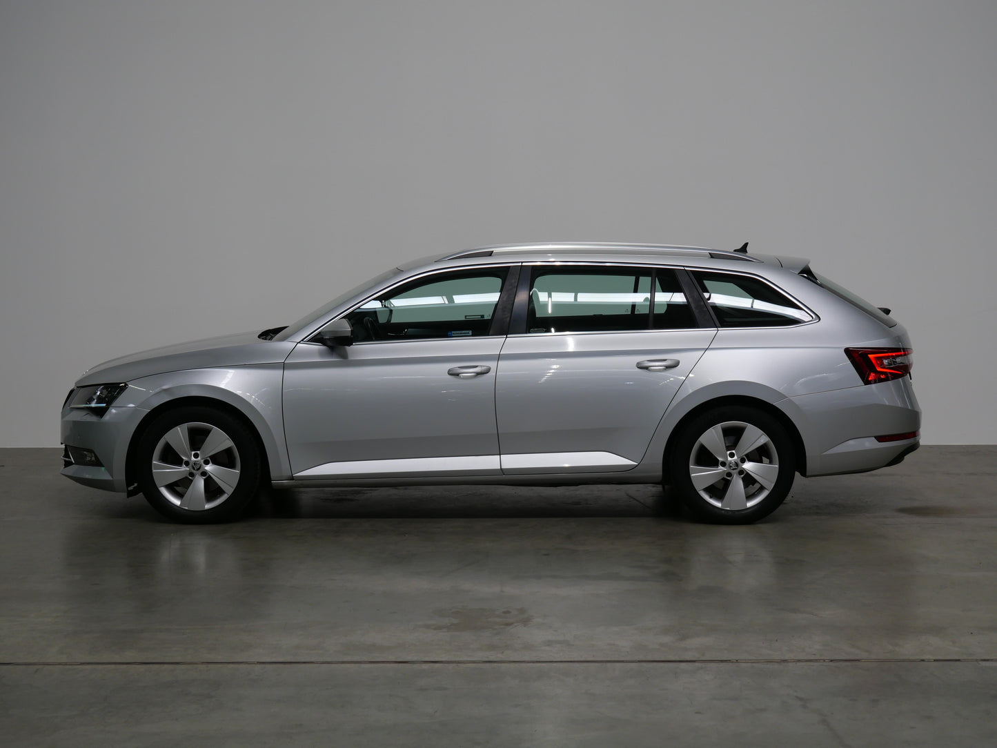 Škoda Superb 2.0 TDI 110 kW Style