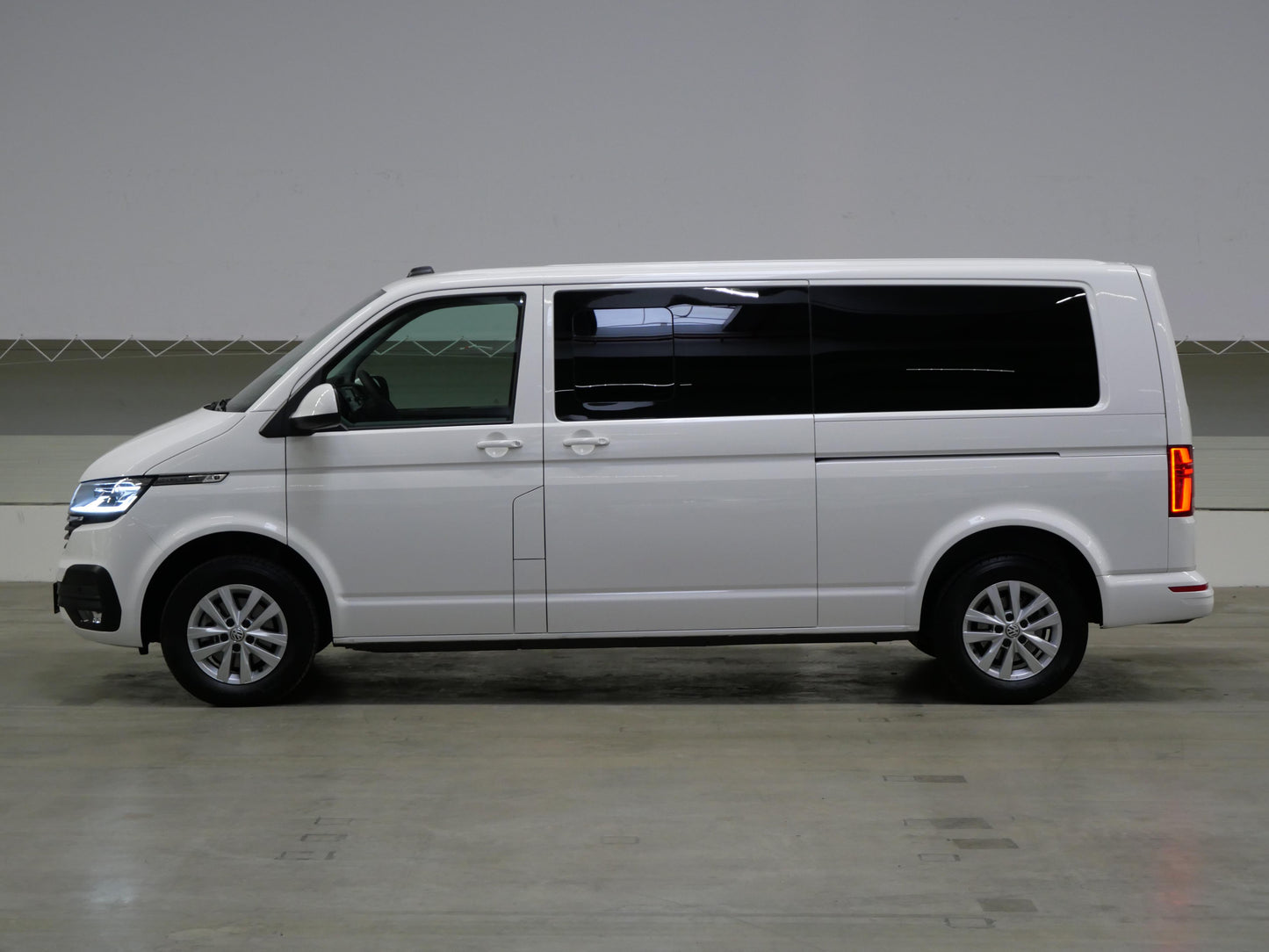 Volkswagen Caravelle 2.0 TDI 110 kW DSG Long