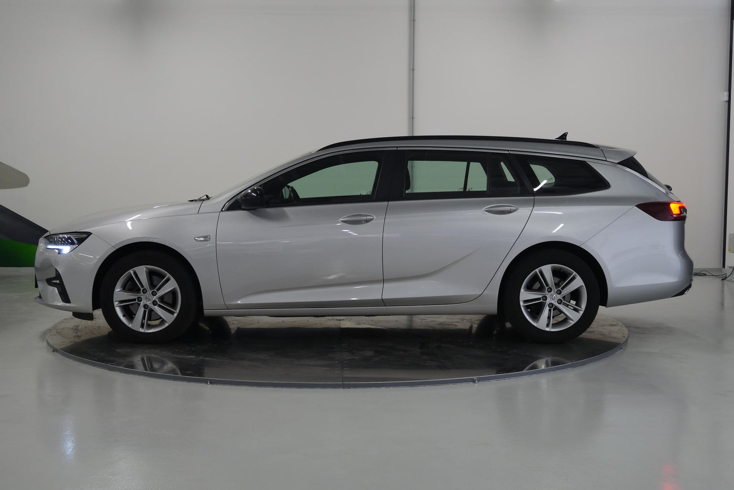 Opel Insignia 2.0 D 128 kW Business Edition
