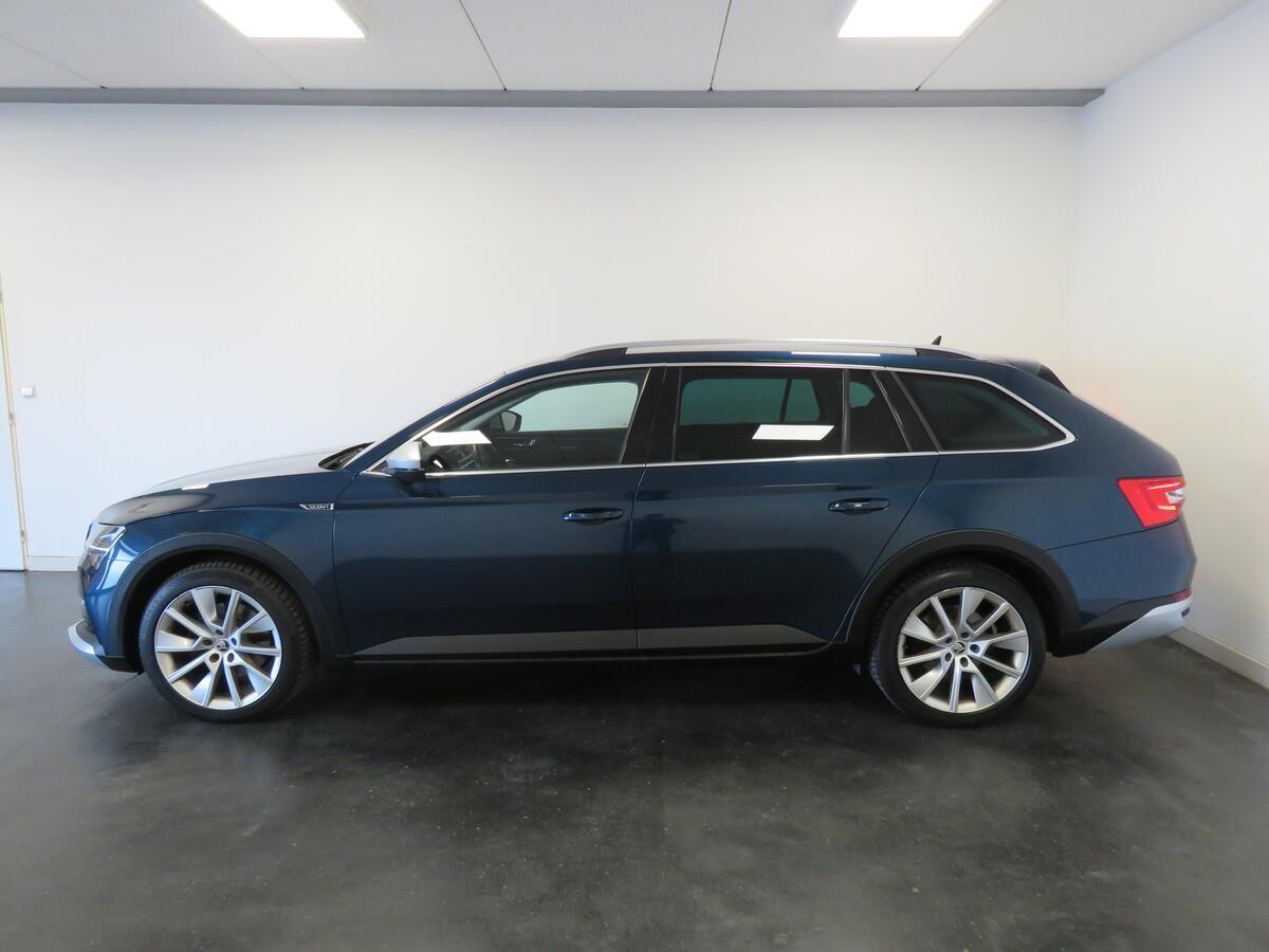 Škoda Superb 2.0 TDI 147 kW DSG 4x4 Scout