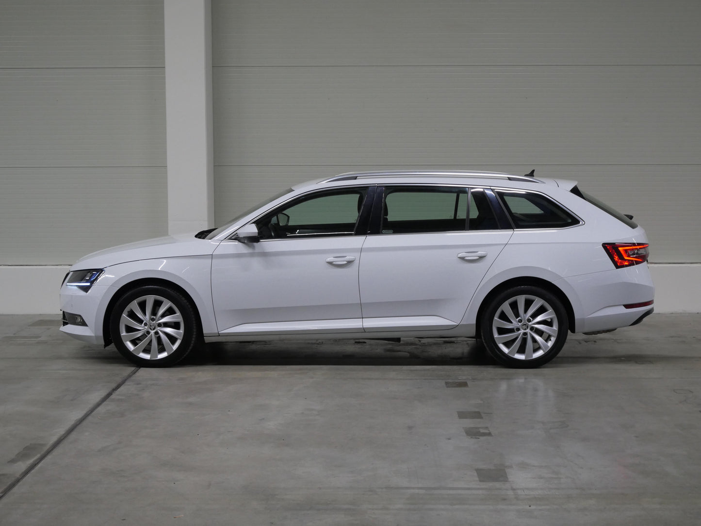 Škoda Superb 2.0 TDI 140 kW Style