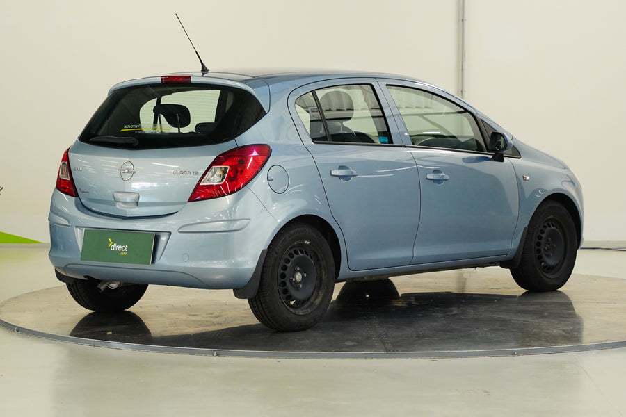 Opel Corsa 1.2 i 16V – foto 2