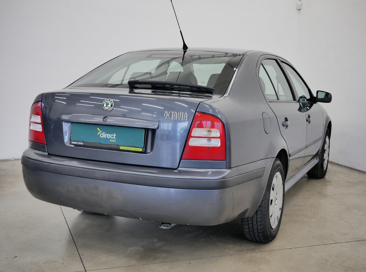 Škoda Octavia 1.6 MPi 75 kW Tour – foto 2