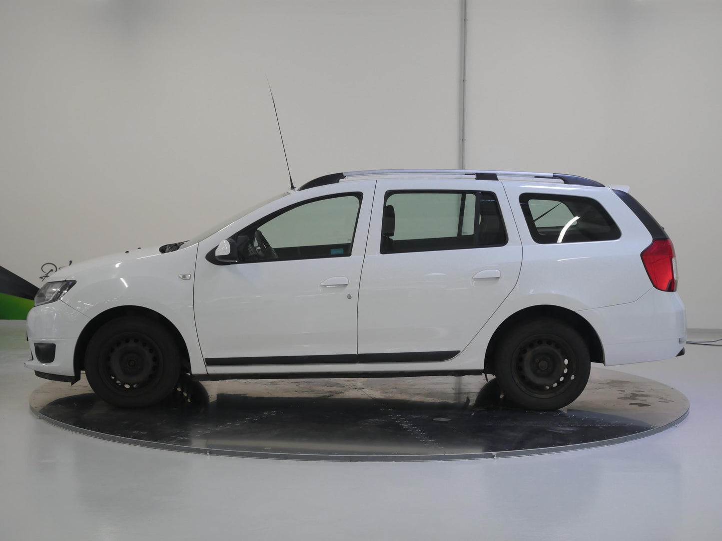 Dacia Logan 1.2 16V 54 kW