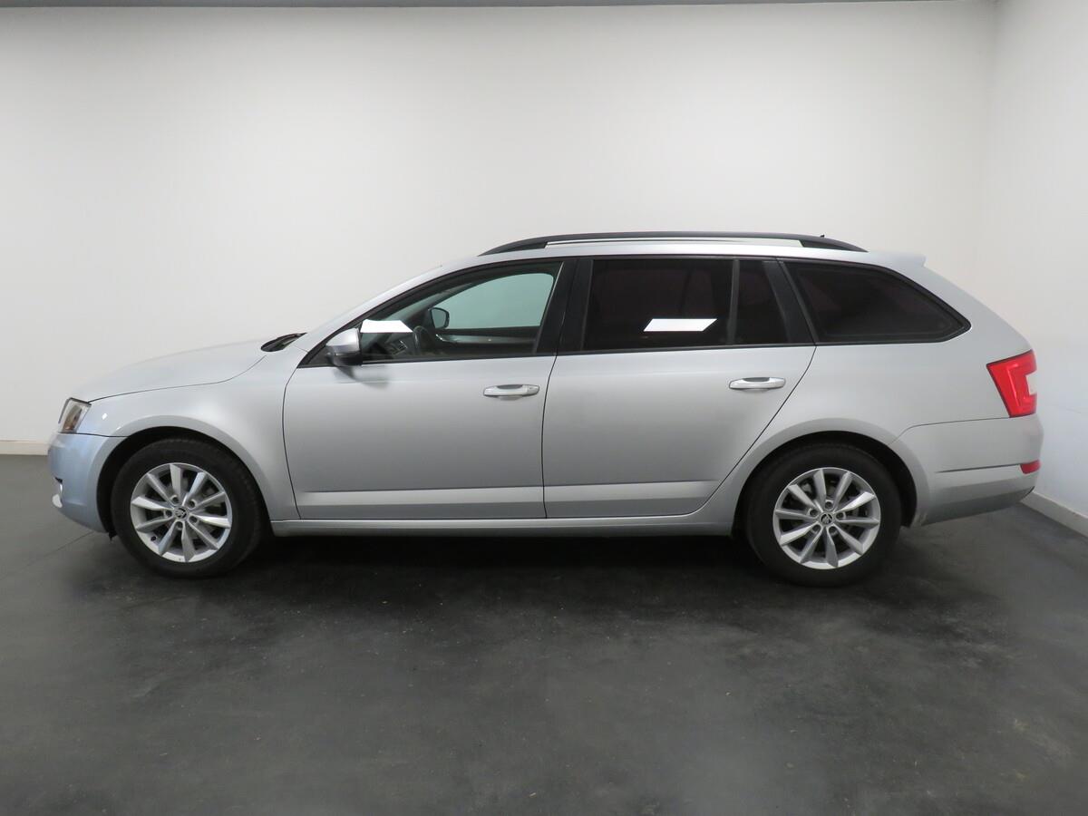 Škoda Octavia 1.6 TDI 77 kW DSG Ambition