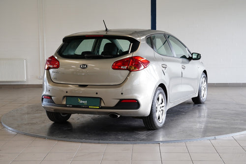 Kia Ceed 1.6 GDI 99 kW – foto 2