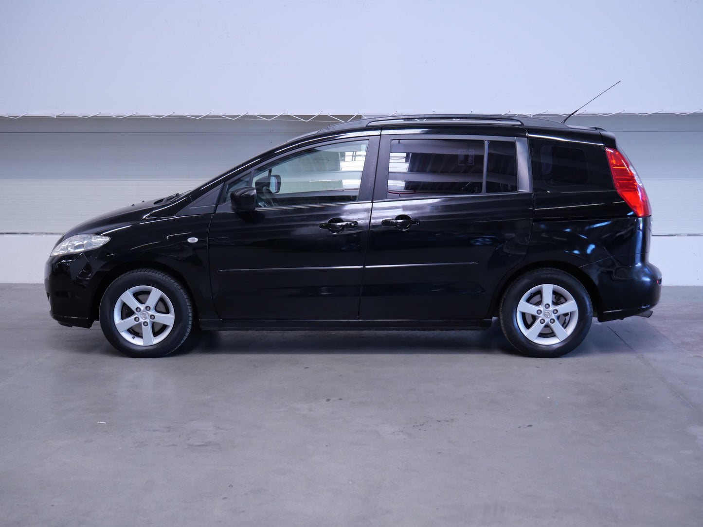 Mazda 5 1.8i 85 kW Comfort 7 míst