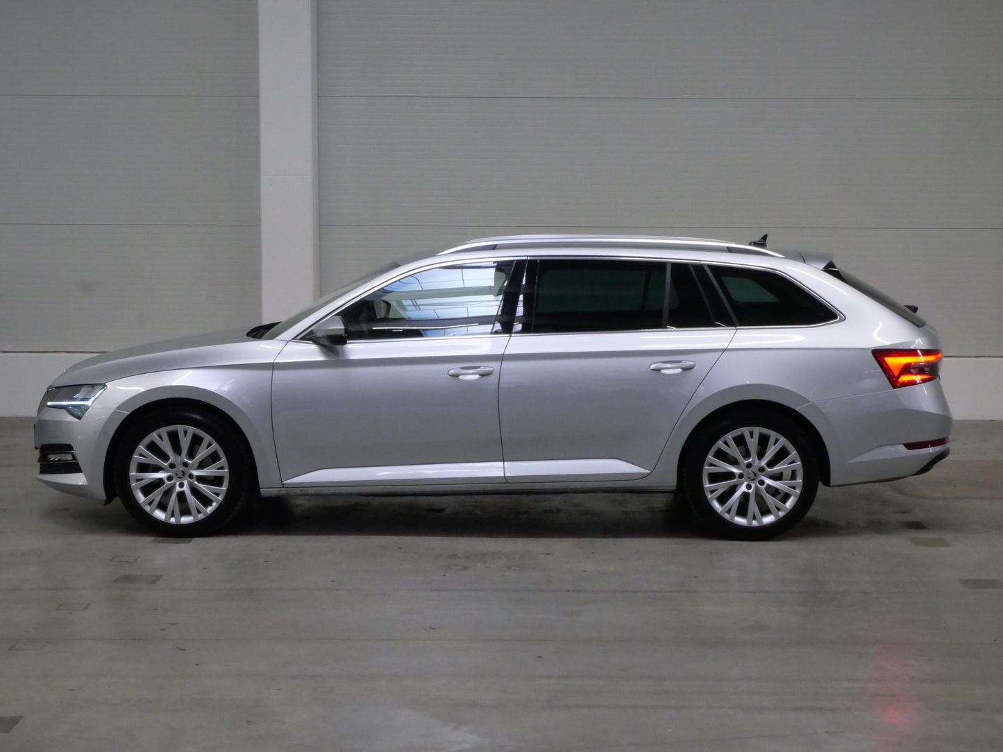 Škoda Superb 2.0 TDI 110 kW Style Plus