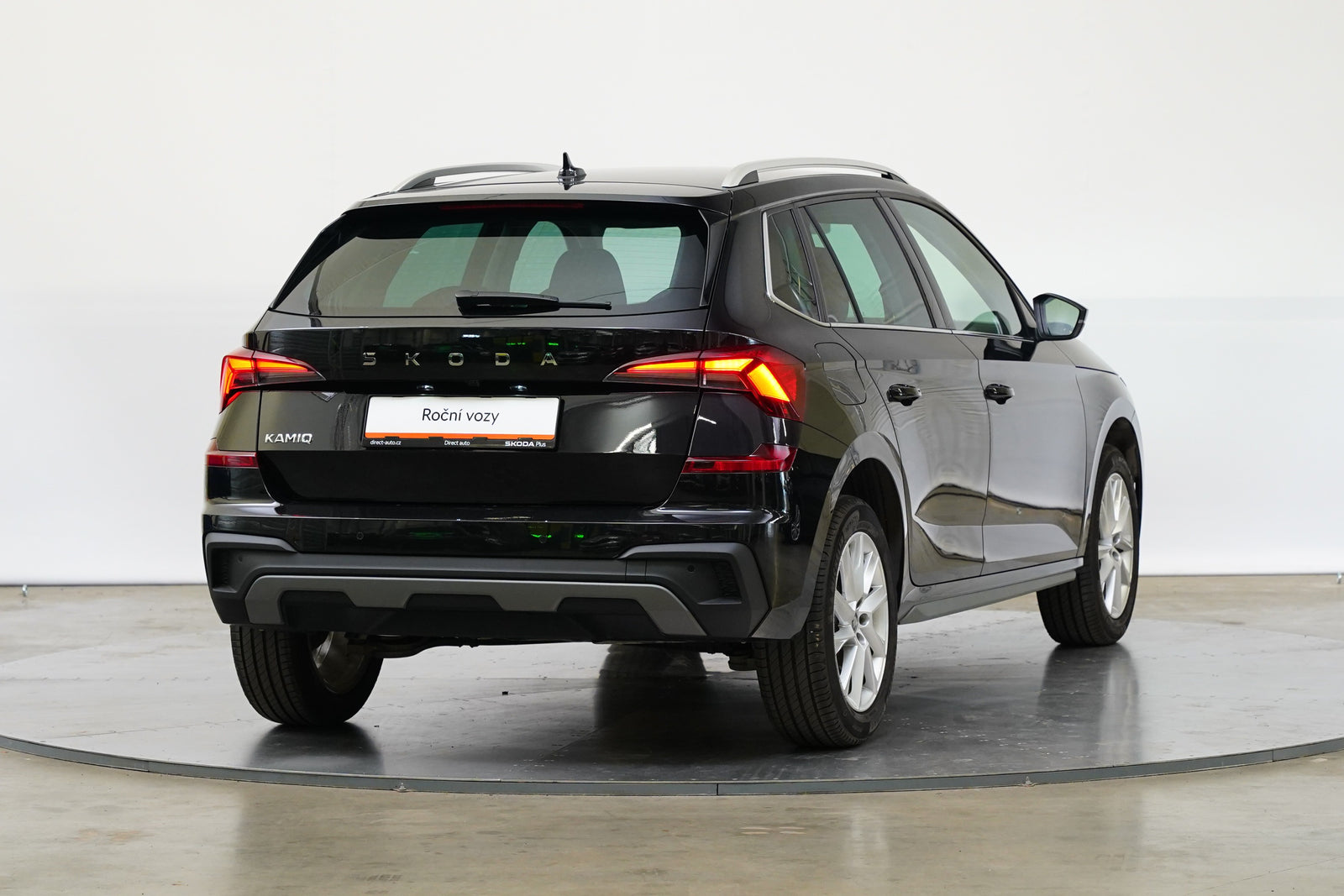 Škoda Kamiq 1.0 TSI 85kW DSG Top Selection – foto 2