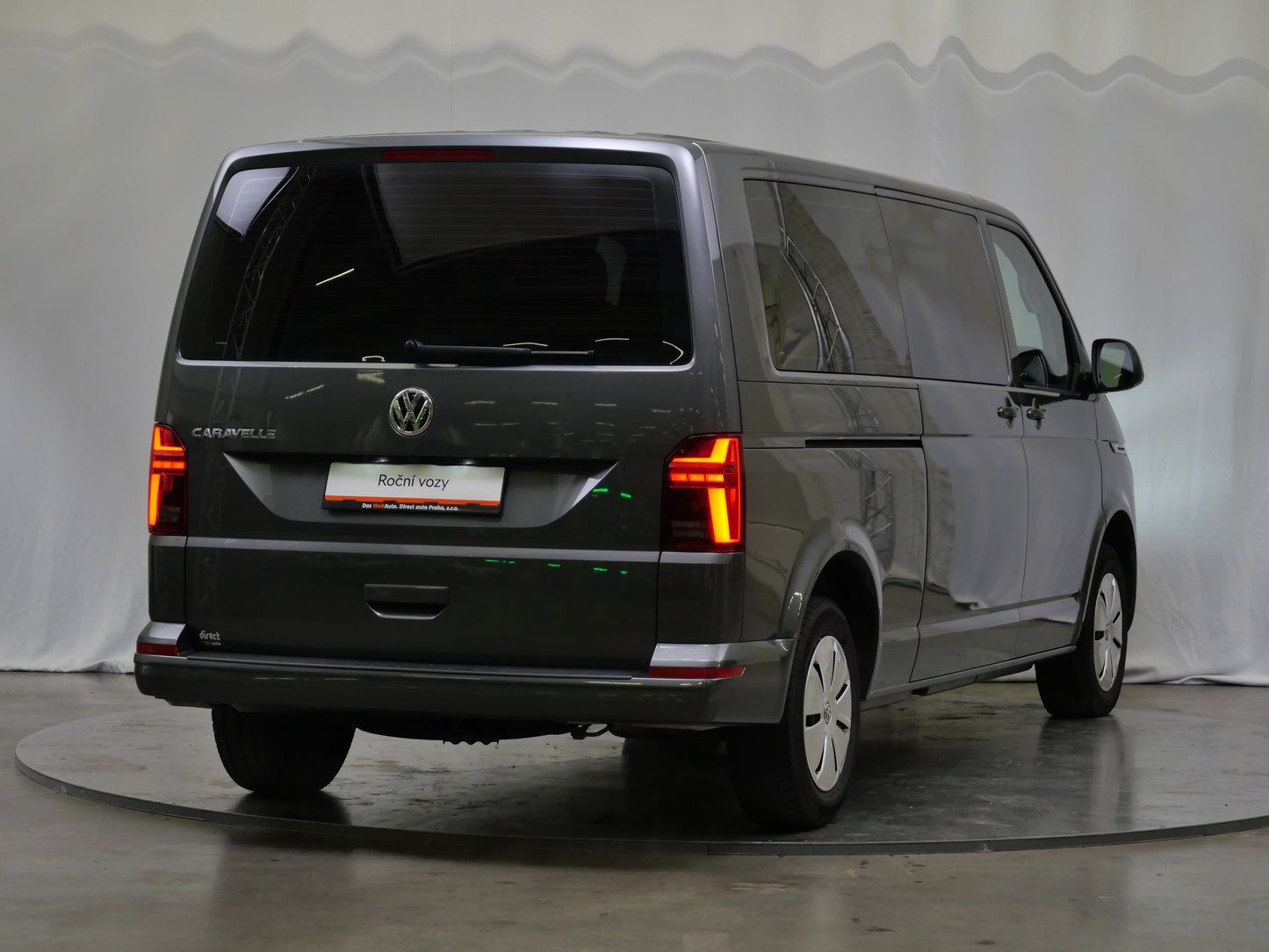 Volkswagen Caravelle 2.0 TDI 110kW Comfortline Long