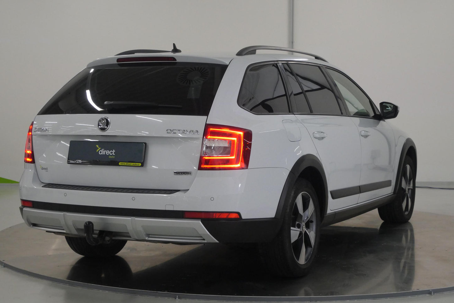 Škoda Octavia 2.0 TDI 135 kW DSG 4x4 Scout