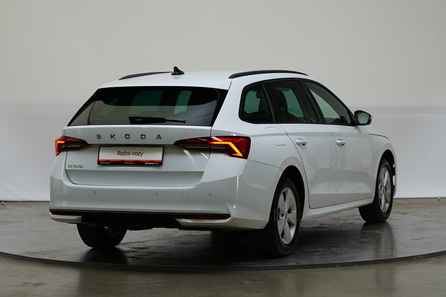 Škoda Octavia 1.5 TSI 110 kW Selection – foto 2