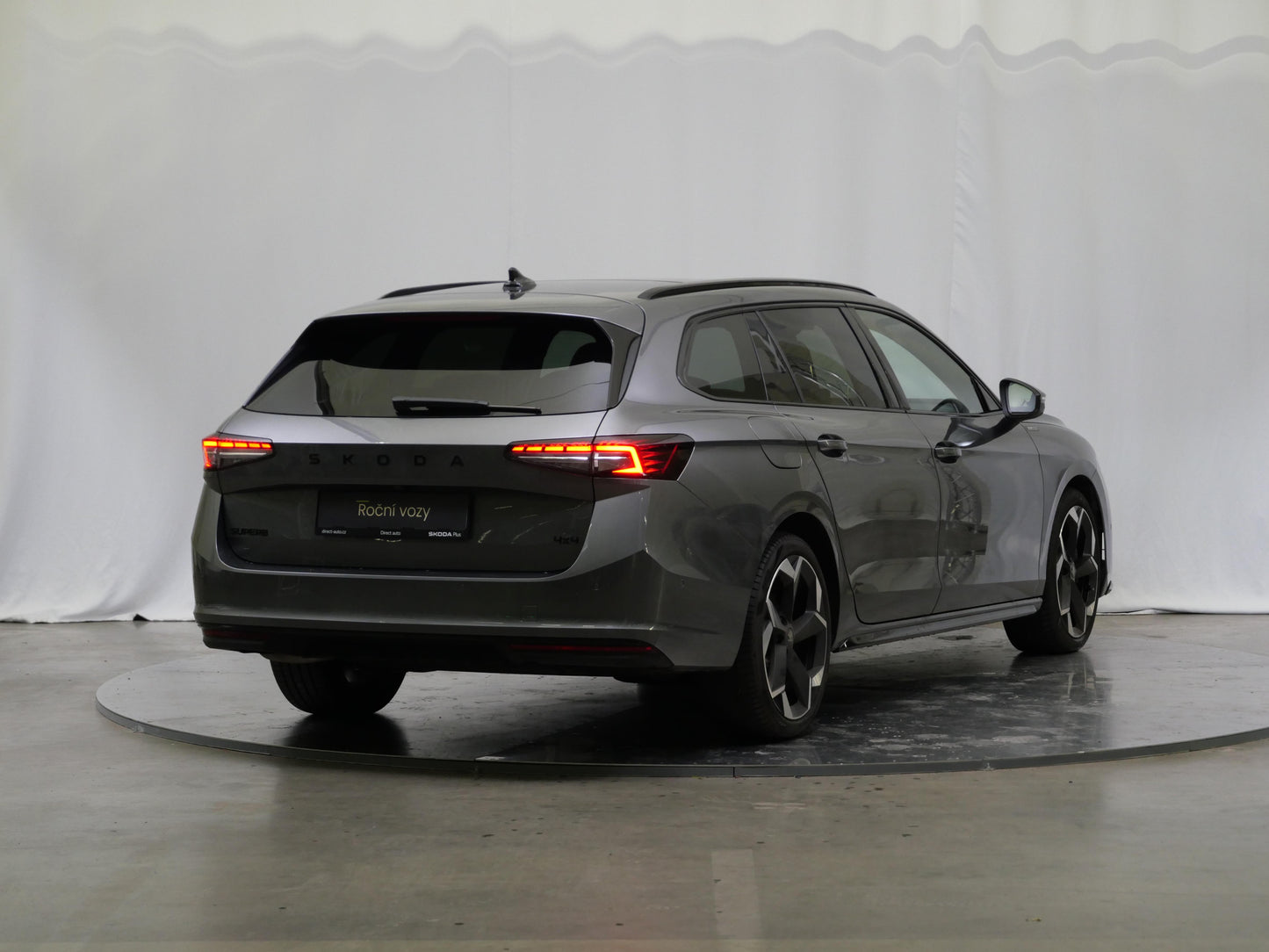 Škoda Superb 2.0 TDI 142 kW 4x4 SportLine