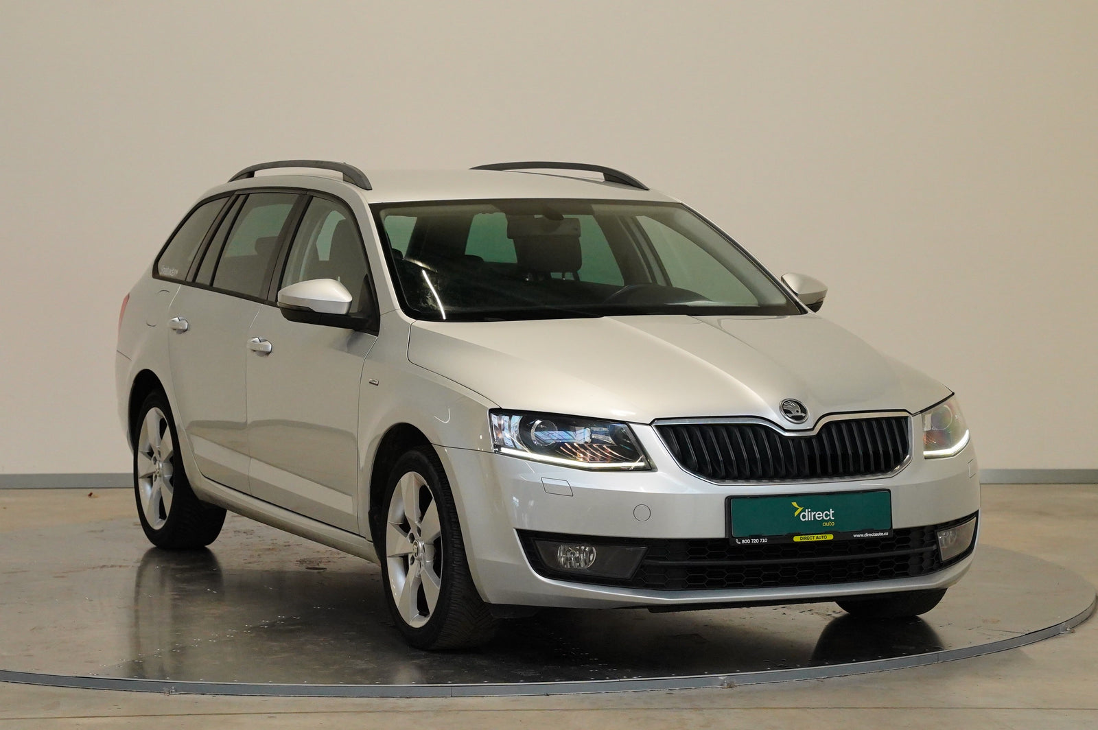 Škoda Octavia 1.6 TDI 81 kW Joy – foto 2