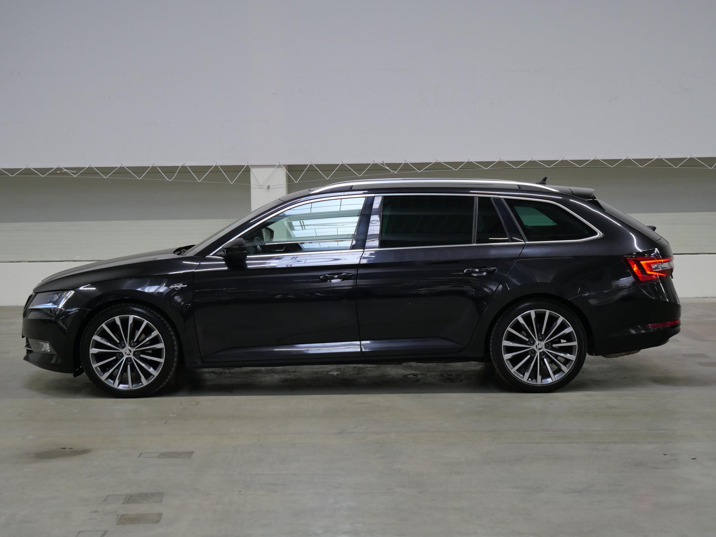 Škoda Superb 2.0 TDI 140 kW 4x4 L&K