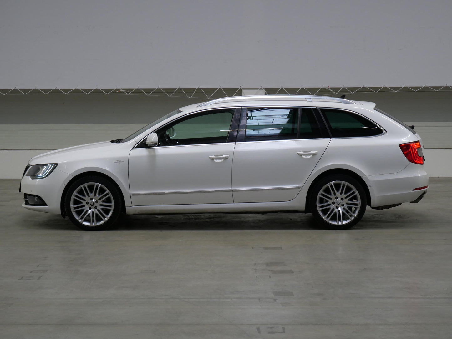 Škoda Superb 2.0 TDI 125 kW L&K