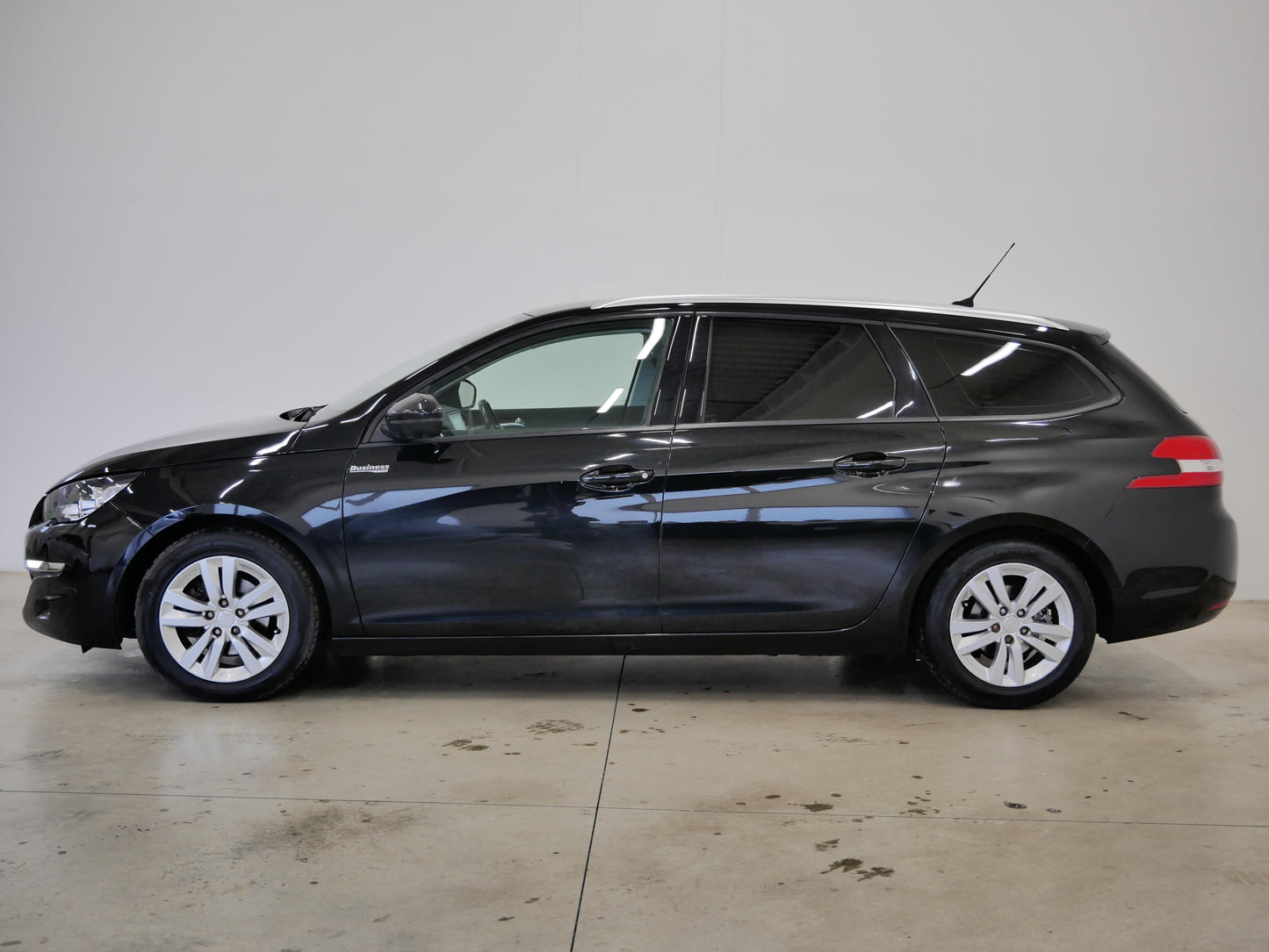 Peugeot 308 1.6Blue-HDi 88kW Business-Line