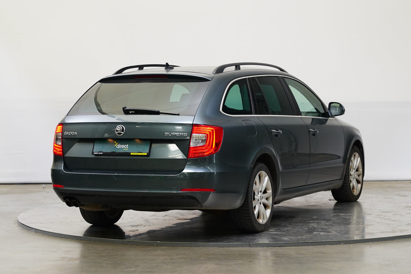 Škoda Superb 2.0 TDI 125 kW Exclusive – foto 2