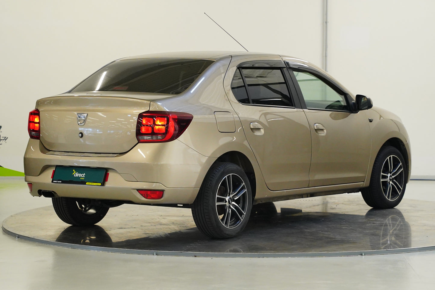 Dacia Logan 1.0 SCe 54 kW