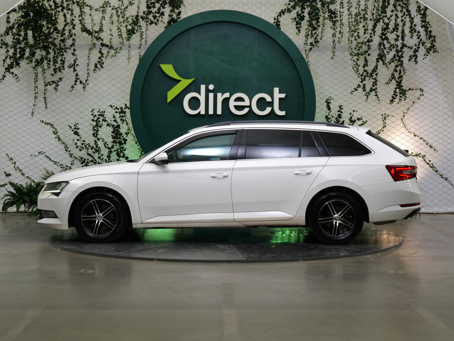 Škoda Superb 2.0 TDI 140kW DSG 4x4 Ambition