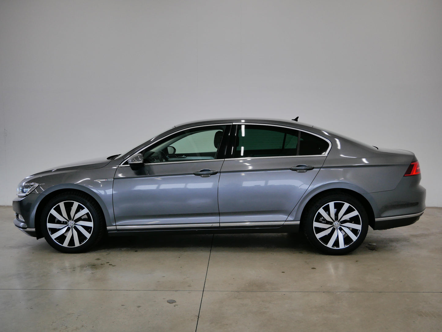 Volkswagen Passat 2.0 BiTDI 176 kW 4x4 Highline