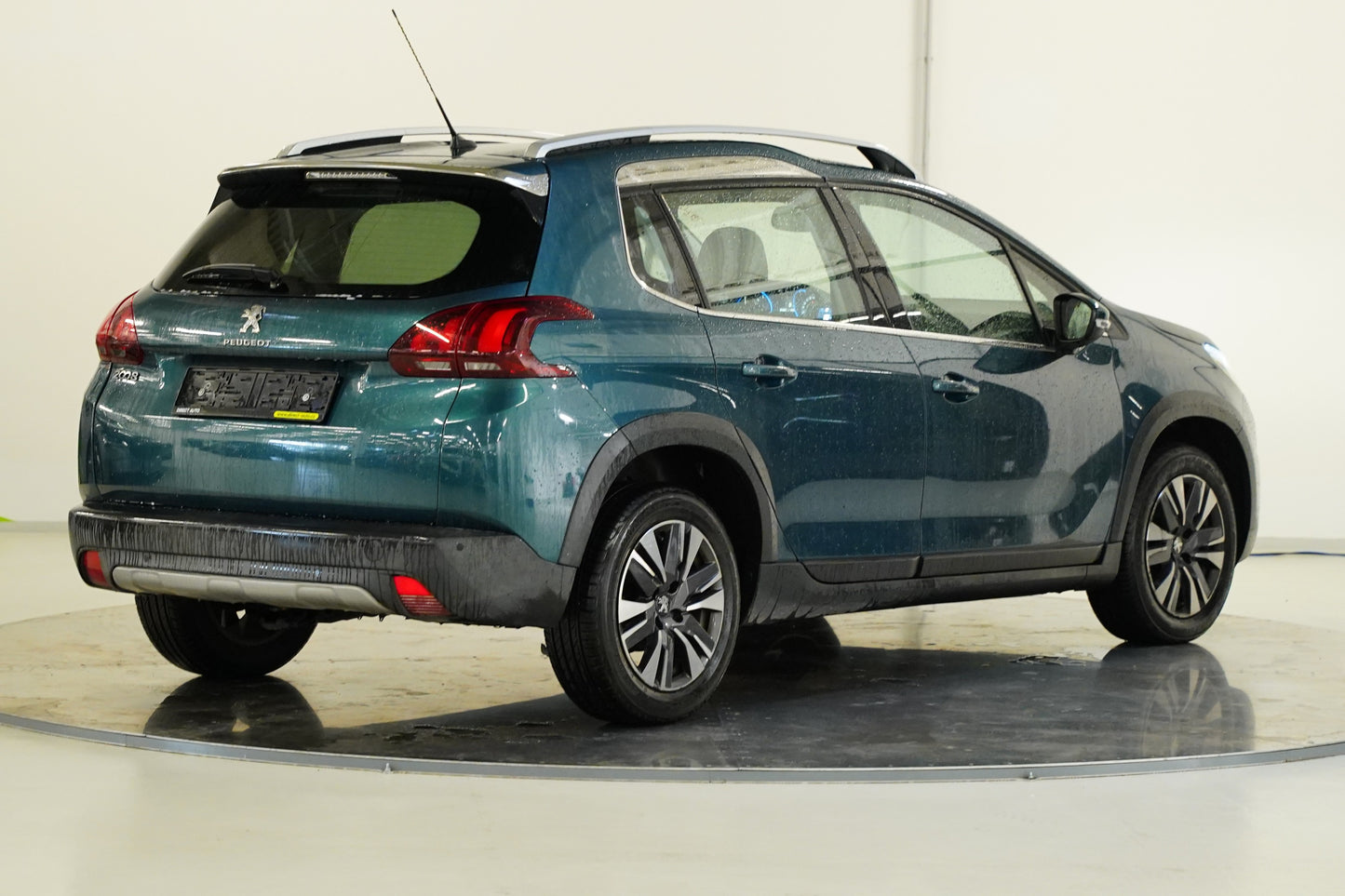 Peugeot 2008 1.2 PureTech 96 kW Allure
