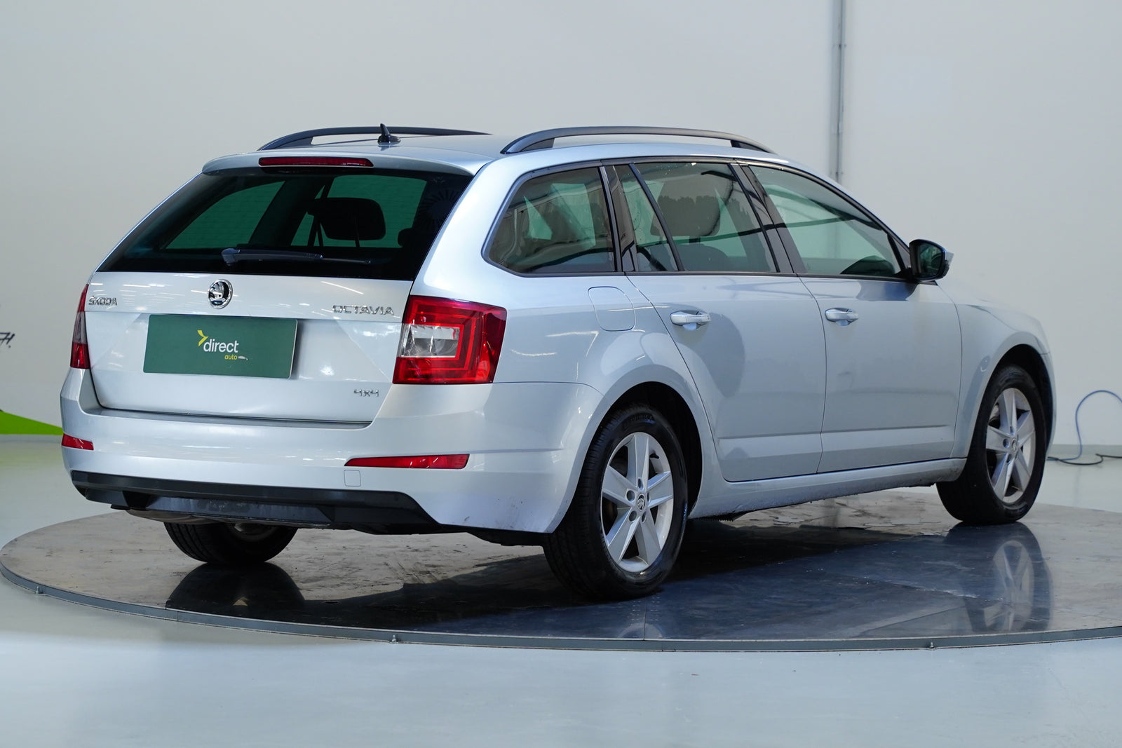 Škoda Octavia 2.0 TDI 135 kW 4x4 Ambition – foto 2