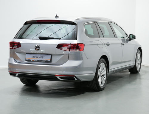 Volkswagen Passat 2.0 TDI 110 kW Elegance – foto 2