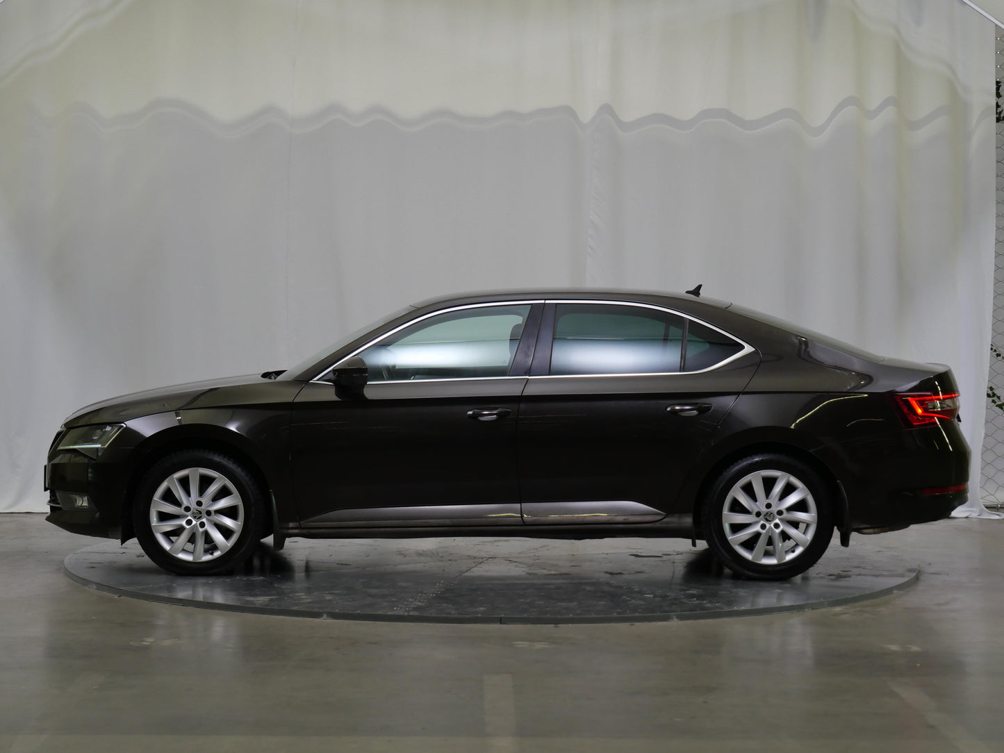 Škoda Superb 1.8 TSI 132 kW Ambition