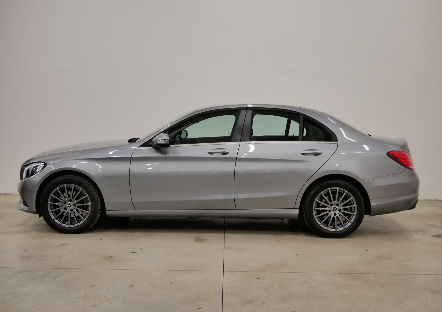 Mercedes-Benz Třídy C 200d BlueTEC 100 kW