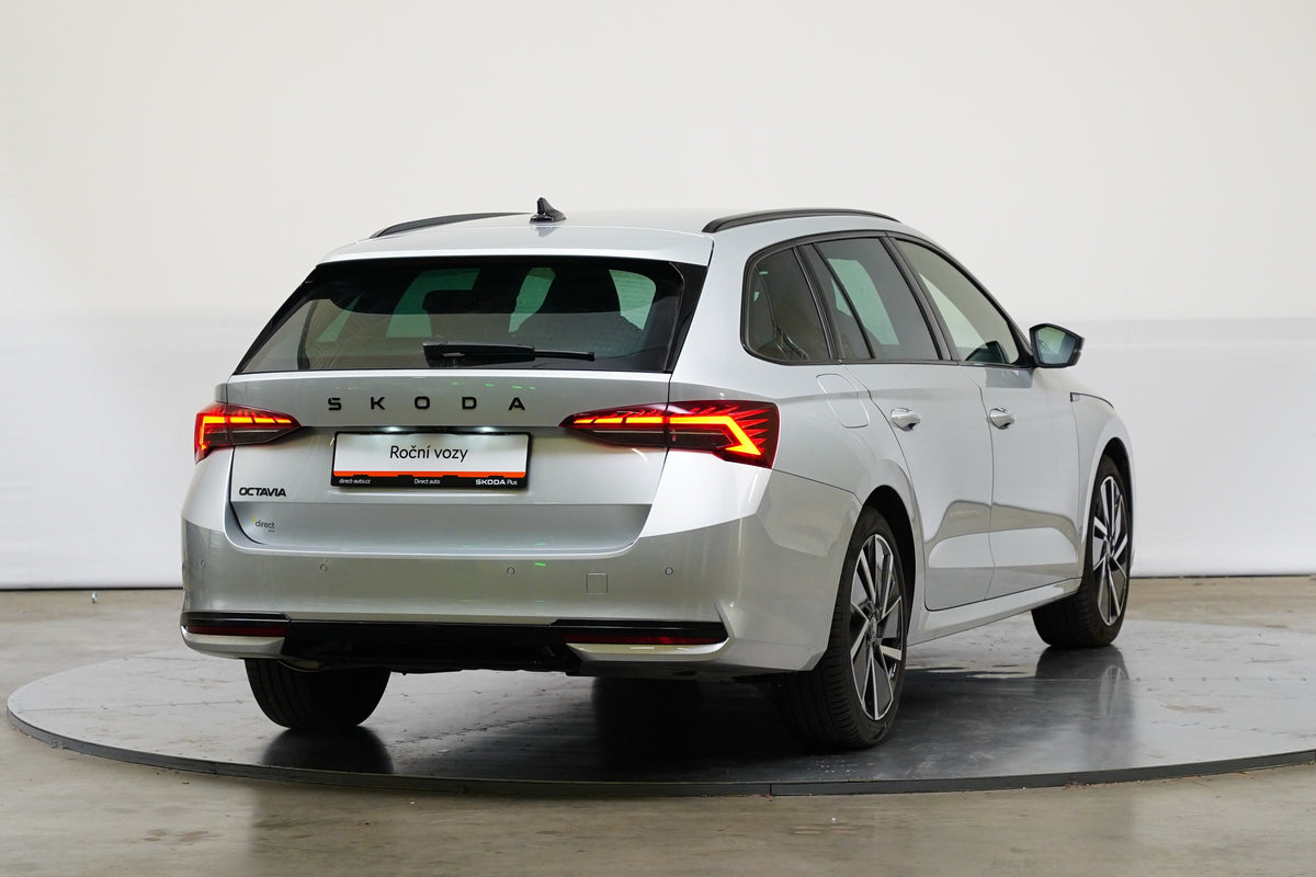 Škoda Octavia 1.5 eTSI 110 kW DSG Sportline