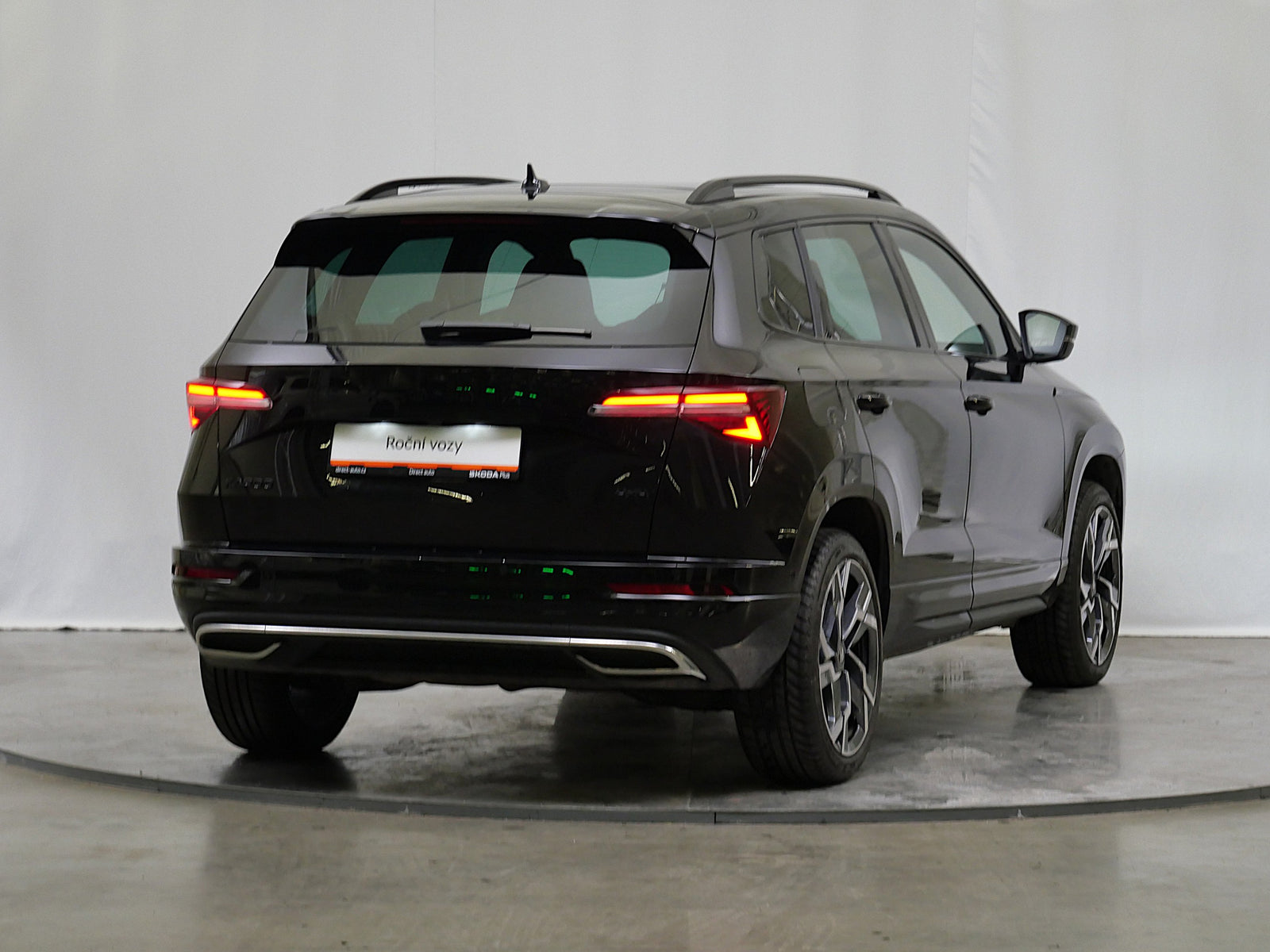 Škoda Karoq 2.0 TDI 110 kW 4x4 Sportline – foto 2