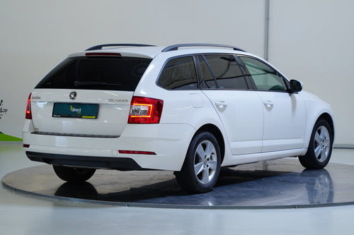 Škoda Octavia 1.6 TDI 85 kW Ambition – foto 2